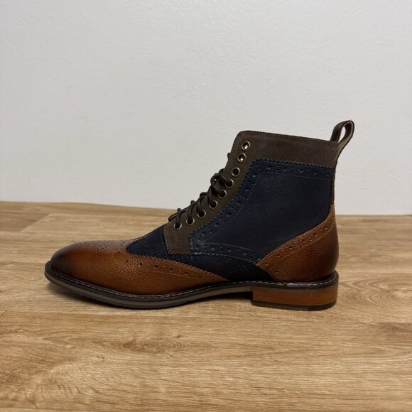 STACY ADAMS FINNEGAN WINGTIP BOOT COGNAC WITH NAVY MENS 8.5 LACE UP 25427-470 main image 4
